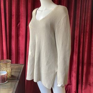 Nicole Alexander V-neck Sweater Size L